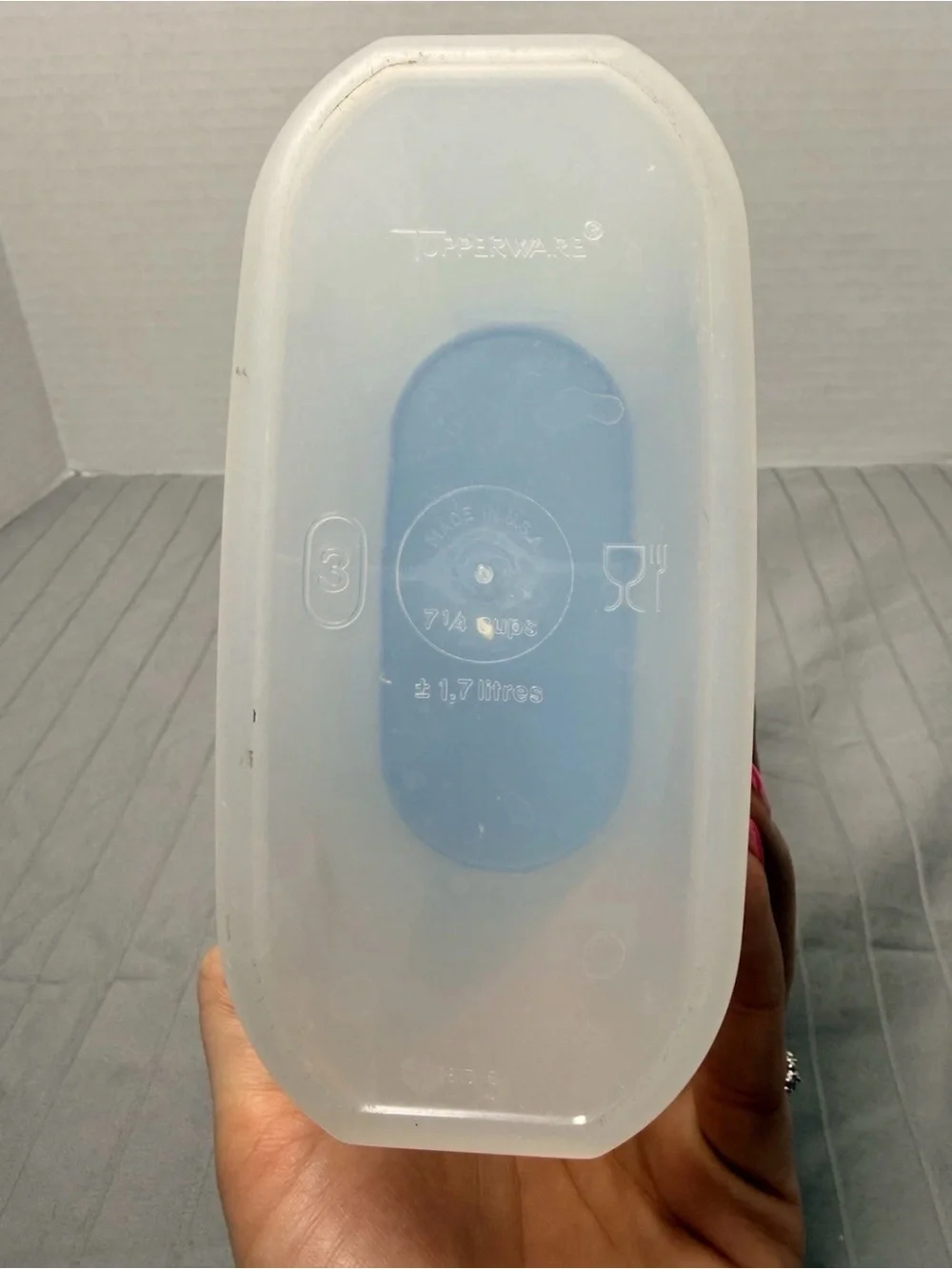 Tupperware Modular Mates Oval #3 Storage Container 1613 & BlueLid 1616 7 1/4 cup